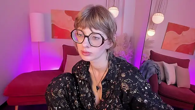 Snapshot of RubySoft chatting on 11/07/25, 09:26 RubySoft online show from 11/07/25, 09:26