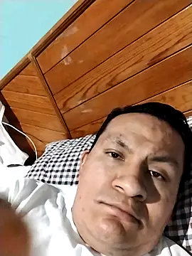 Snapshot of gusaven chatting on 03/11/25, 07:04 gusaven online show from 03/11/25, 07:04