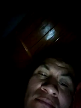 Snapshot of gusaven chatting on 09/15/25, 09:15 gusaven online show from 09/15/25, 09:15