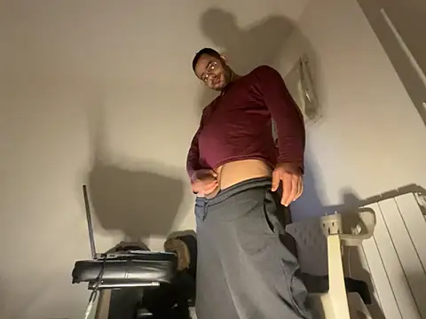 Snapshot of Enderson007 chatting on 02/01/26, 05:55 Enderson007 online show from 02/01/26, 05:55