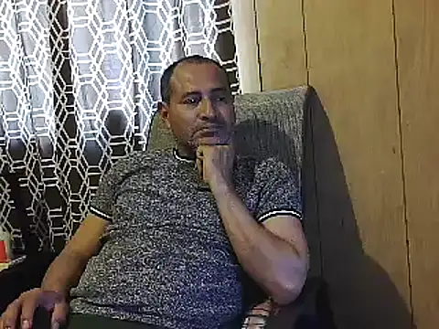 dantehot2020 online show from 02/02/25, 10:06