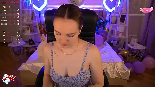 FoxyShy online show from 01/29/25, 12:45