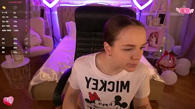 FoxyShy online show from 03/05/25, 12:55