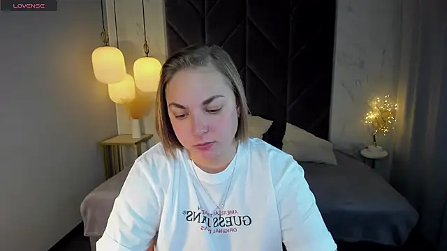 TataArdent online show from 12/20/24, 02:30