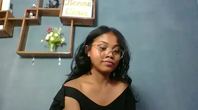 naya86 online show from 01/16/25, 11:26