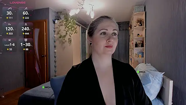 Snapshot of SweetLanna chatting on 01/07/25, 07:31 SweetLanna online show from 01/07/25, 07:31