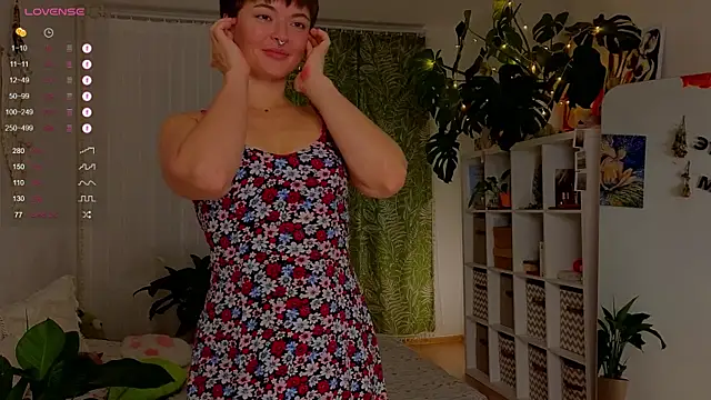 lana sky online show from 11/06/25, 04:41