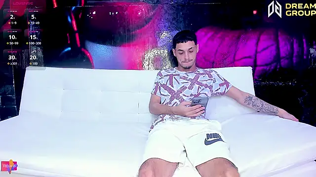 AmazingPartys online show from 11/11/25, 02:33