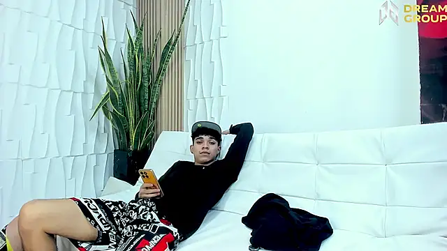 AmazingPartys online show from 02/22/26, 07:34