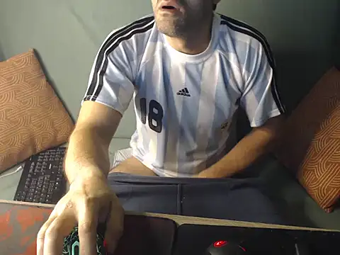 Snapshot of MarkReeds chatting on 12/04/24, 06:00 MarkReeds online show from 12/04/24, 06:00