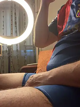 Snapshot of MarkReeds chatting on 01/26/25, 02:30 MarkReeds online show from 01/26/25, 02:30