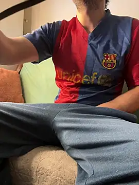 Snapshot of MarkReeds chatting on 02/22/25, 01:35 MarkReeds online show from 02/22/25, 01:35