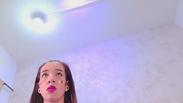 cristinapuerta  online show from 06/27/26, 11:37