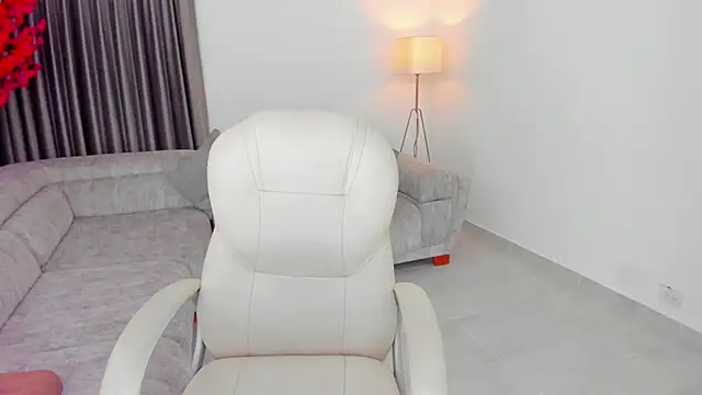 Sarah Stone  online show from 01/25/25, 01:54