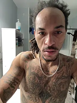 Snapshot of BigWayneBabyXXX chatting on 12/22/25, 05:04 BigWayneBabyXXX online show from 12/22/25, 05:04