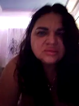 littleRikka online show from 11/08/25, 09:13