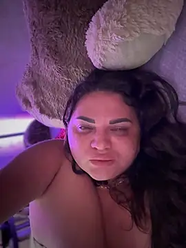 littleRikka online show from 11/21/25, 12:10