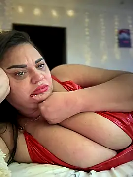 littleRikka online show from 12/16/25, 08:36