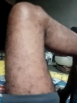 Snapshot of Bengali_BULL1 chatting on 10/20/25, 02:39 Bengali BULL1 online show from 10/20/25, 02:39