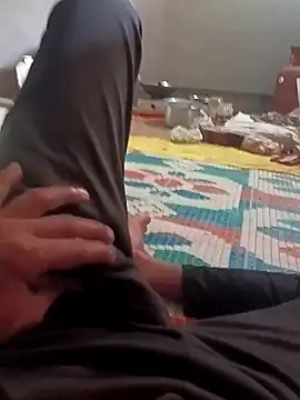 Snapshot of Bengali_BULL1 chatting on 10/27/25, 08:40 Bengali BULL1 online show from 10/27/25, 08:40