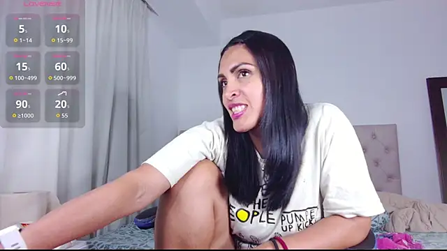 ms freyax online show from 09/25/25, 12:03