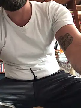 fuckerplayer1 online show from 03/06/26, 09:39