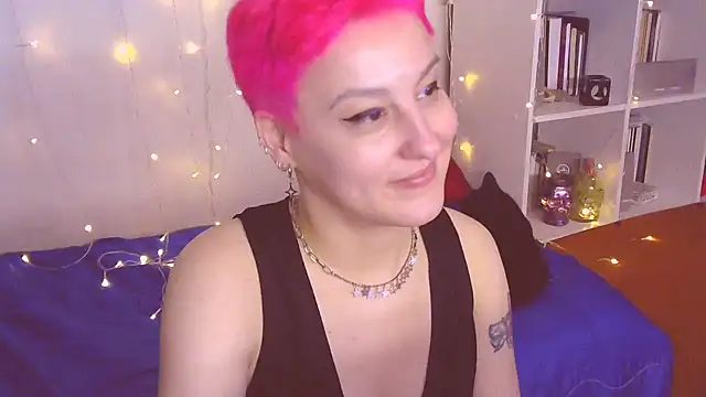 Snapshot of MartaBounty chatting on 02/14/25, 02:28 MartaBounty online show from 02/14/25, 02:28