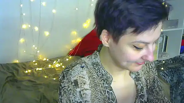 Snapshot of MartaBounty chatting on 02/25/25, 07:58 MartaBounty online show from 02/25/25, 07:58