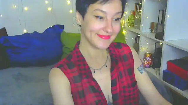 Snapshot of MartaBounty chatting on 09/14/25, 03:49 MartaBounty online show from 09/14/25, 03:49