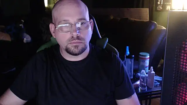 Snapshot of Hunter_Largo@xh chatting on 11/24/25, 02:44 Hunter Largoxh online show from 11/24/25, 02:44