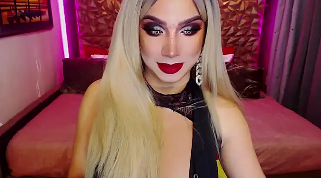 Snapshot of HugeCockDominantXxX chatting on 01/17/25, 05:51 HugeCockDominantXxX online show from 01/17/25, 05:51