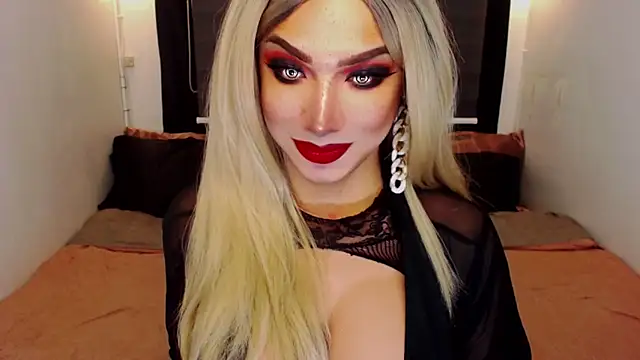 Snapshot of HugeCockDominantXxX chatting on 11/21/25, 08:29 HugeCockDominantXxX online show from 11/21/25, 08:29