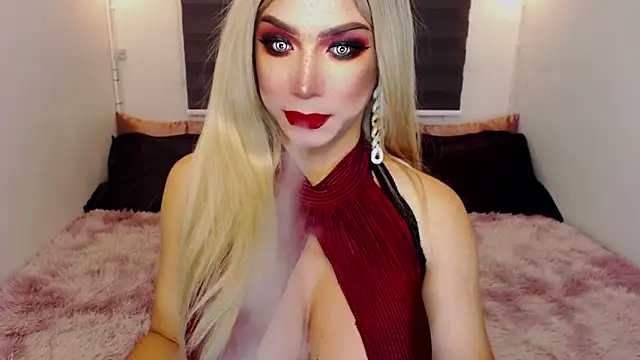 Snapshot of HugeCockDominantXxX chatting on 04/25/26, 01:30 HugeCockDominantXxX online show from 04/25/26, 01:30