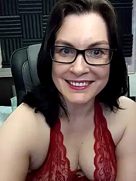 Snapshot of DesreRose chatting on 04/05/26, 11:57 DesreRose online show from 04/05/26, 11:57