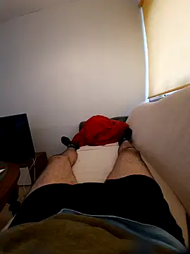 Snapshot of mogli444 chatting on 12/22/24, 10:06 mogli444 online show from 12/22/24, 10:06