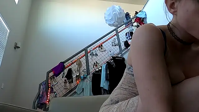 Snapshot of TheDaisyChaos chatting on 01/06/25, 07:56 TheDaisyChaos online show from 01/06/25, 07:56