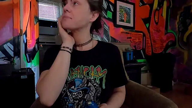 Snapshot of TheDaisyChaos chatting on 02/20/25, 05:07 TheDaisyChaos online show from 02/20/25, 05:07