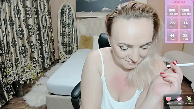 AnneRainn online show from 01/05/26, 07:50