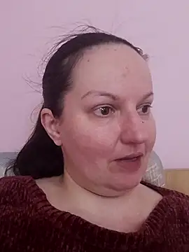 BustyLadyAlma online show from 04/26/26, 06:55