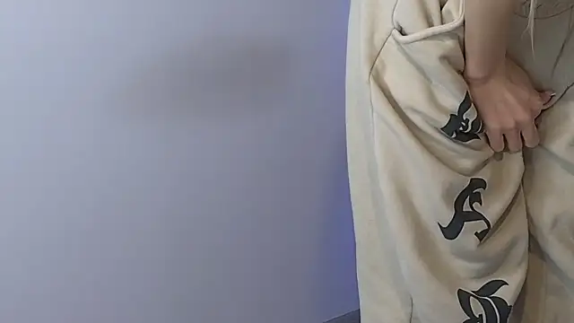 JuliaJuliette online show from 03/19/25, 11:36