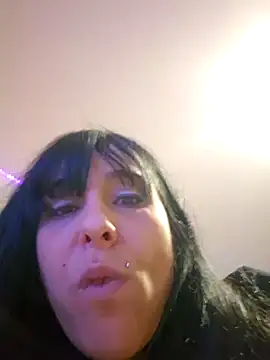 Snapshot of misscectito13 chatting on 03/21/25, 01:24 misscectito13 online show from 03/21/25, 01:24