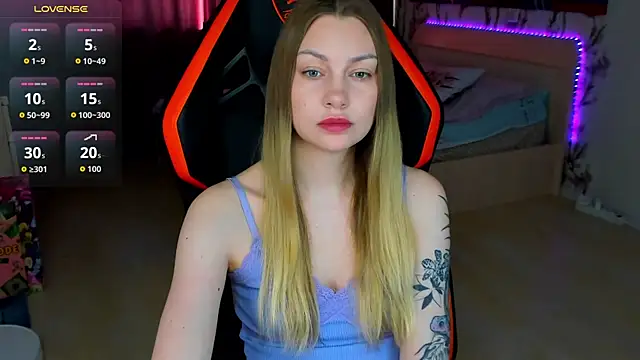 BiMolly online show from 05/10/26, 04:06