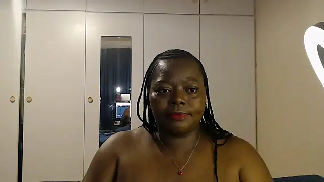 MatureBoobsDiva online show from 10/12/25, 07:02