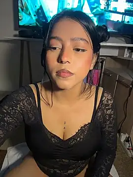 Snapshot of Naiara_sex chatting on 07/24/26, 08:12 Naiara sex online show from 07/24/26, 08:12