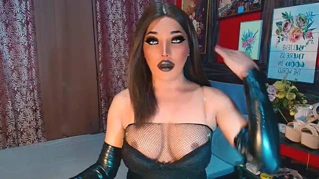 trixxielicious online show from 10/31/25, 12:39