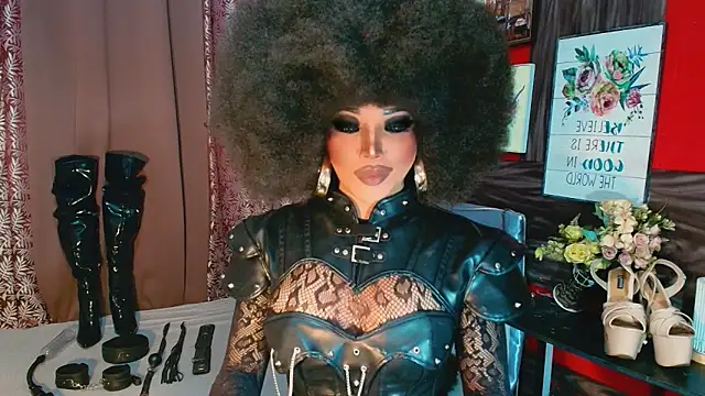 trixxielicious online show from 12/05/25, 06:15