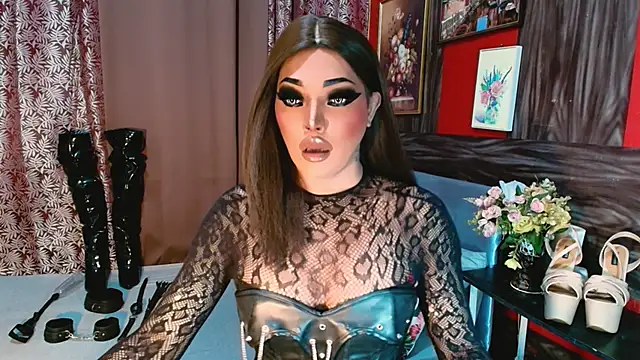 Snapshot of trixxielicious chatting on 02/09/26, 08:35 trixxielicious online show from 02/09/26, 08:35