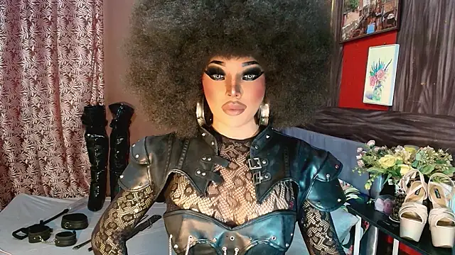 Snapshot of trixxielicious chatting on 02/21/26, 01:50 trixxielicious online show from 02/21/26, 01:50