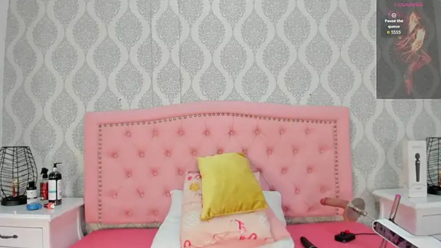 Princsgirl  online show from 06/14/26, 07:05