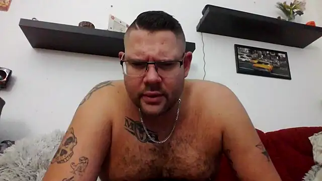 Snapshot of sexykevin17cm chatting on 12/22/25, 03:20 sexykevin17cm online show from 12/22/25, 03:20